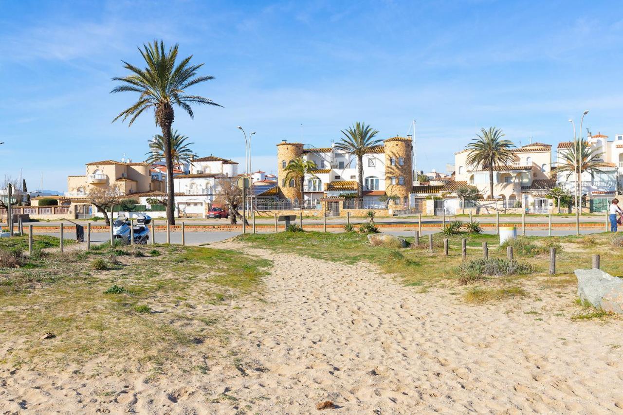 Rnet - Villa Piscina Port Primer Empuriabrava Extérieur photo